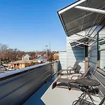 Oliver 12 South Aparthotel 3*
