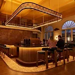 Chic 3Bd, Rooftop, Game Room, 10 Min To Broadway, Garage, Ping Pong, Karaoke, Axe Throwing, Shuffleboard, 10 Mins To Broadway, 5 Mins To Five Points, Perfect For Bachelors Or Bachelorettes, 24 Hr Hospitality