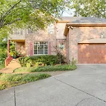 Family Home With Deck 12 Mi To Downtown Nashville!