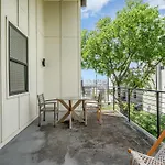 Jade - Private Patio And Balcony - Near Germantown