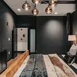 Starr Piano - Highball And Bellamy Suites - 8 Bedroom