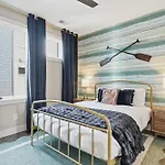 Holiday home Showboat Vibes Murals Karaoke Stage Free Parking