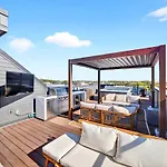 Lux Retreat Xl Group Skyline Game 3 Mi Dt * Nashville