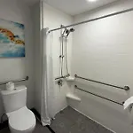 La Quinta Inn & Suites by Wyndham Nashville Airport