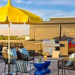 Dual Bachelor Pads W Rooftop Lounge Games Sleeps 26 5 Min To Broadway