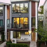 Luxe 4Bdr W Balcony Parking 10 Mins To Broadway 9Th Avenue By Avantstay