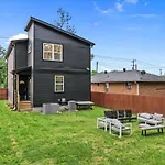 The Greenhouse By Stay Local Nashville