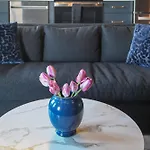 The Smokeshow On Music Row Near Broadway In Downtown Nashville- Pool, Gym, Patio