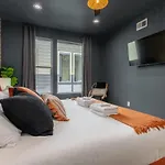 Holiday home The Vault Royale By Local *