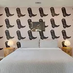 Holiday home Sleeps 16 2 Modern Townhomes Minutes To Broadway Lischey 98 Degrees By Avantstay Nashville