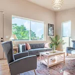 Holiday home The Vault Royale By Local Nashville