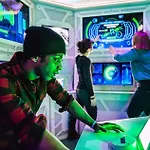 Courtyard Penthouse, Kings Beds & Soaring Ceilings, 1 Of 7 Themed Lofts At Cowrite, Find Coffee And Tacos Downstairs, Complimentary Spin Class, Walk To Shopping In 12 South, 10 Minutes To Broadway, Parking, 24 Hr Hospitality