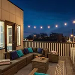 Holiday home New Luxe 4br 12 Beds - Roofdeck Views - Chefs Kitchen Nashville