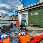 Holiday home New We Roll Rooftop - Hot Tub With Views - 13 Beds *