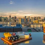The Skyline Social - Retreat & Private Rooftop Holiday home *