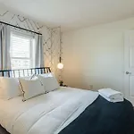 Boho West - West End - 3 Mins To Broadway
