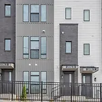Holiday home Combined Townhome With 26 Beds - 2 Rooftops!