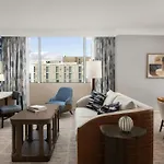 Loews At Vanderbilt Plaza Hotel