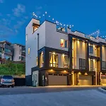 Holiday home New We Roll Rooftop - Hot Tub With Views - 13 Beds Nashville