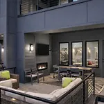 Holiday home New Modern Multi-level Pooltable & Rooftop Nashville