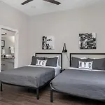 Stunning Rooftop Views Of Nashville With Hot Tub