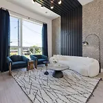 Luxe-elevate-modern Luxury-stunning Views Nashville