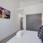 Luxe-elevate-modern Luxury-stunning Views Holiday home Nashville