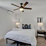 Euphony - Designer Furnishings - 5 Mins To Broadway