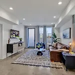 Euphony - Designer Furnishings - 5 Mins To Broadway