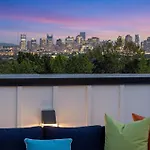 Sounds Like Fun Stunning Views 5 Miles To Dt Holiday home