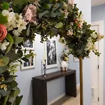Hyve-the Dolly Parton Experience-private Balcony *