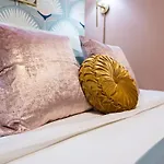 Hyve-the Dolly Parton Experience-private Balcony Holiday home *