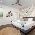 Holiday home Double Time - Ping-pong Table - Mins To Germantown