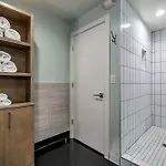 Apartment Honky Tonk 6 Bedroom By Maddox Nashville