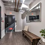 Honky Tonk 6 Bedroom By Maddox Apartment