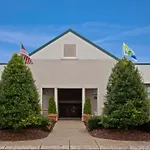 Hotel Express Airport By Ihg Nashville