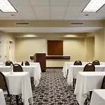 Homewood Airport Hotel 3*