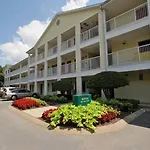 Hotel Hometowne By Red Roof - Airport/briley Pkwy Nashville