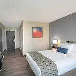 Microtel & By Wyndham 2*