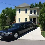 1501 Linden Manor B&B