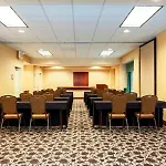 Homewood Airport Hotel