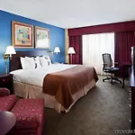 Hotel Airport Marriott 4*