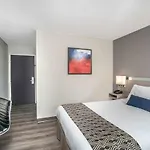 Microtel & By Wyndham 2*