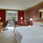 Hotel Sheraton Music Airport 4*