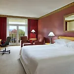 Sheraton Music Airport Hotel