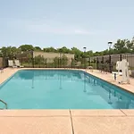 Hotel Country & By Radisson, Airport East, Tn 4*