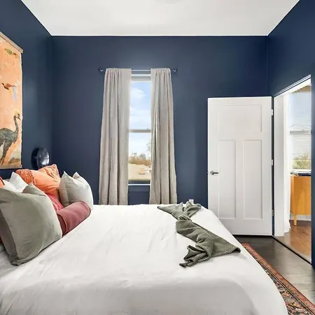 Apartment Music Row Pearls With Vandy And Belmont At Your Doorstep Nashville