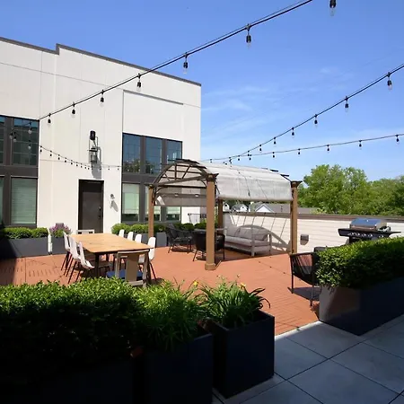 Airy Penthouse Loft In 12 South, Walk To So Much! Apartment *