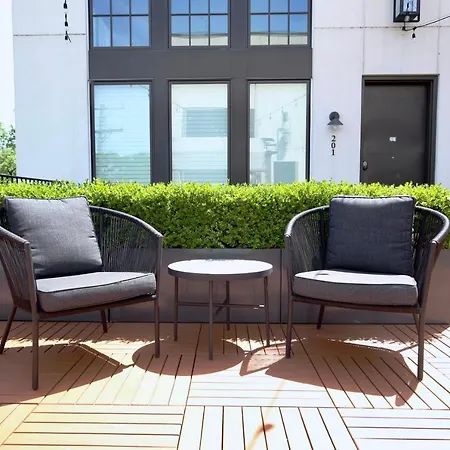 Airy Penthouse Loft In 12 South, Walk To So Much! Apartment