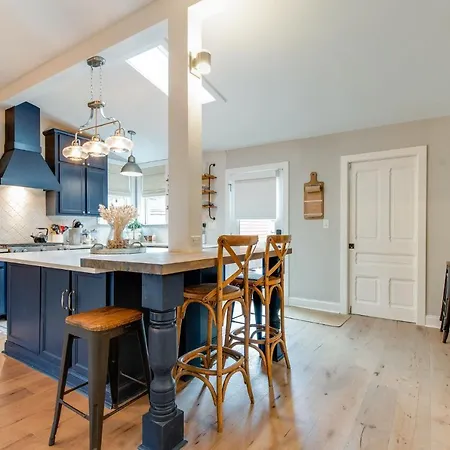 5 Points Walkable & 10 Min To Downtown Holiday home
